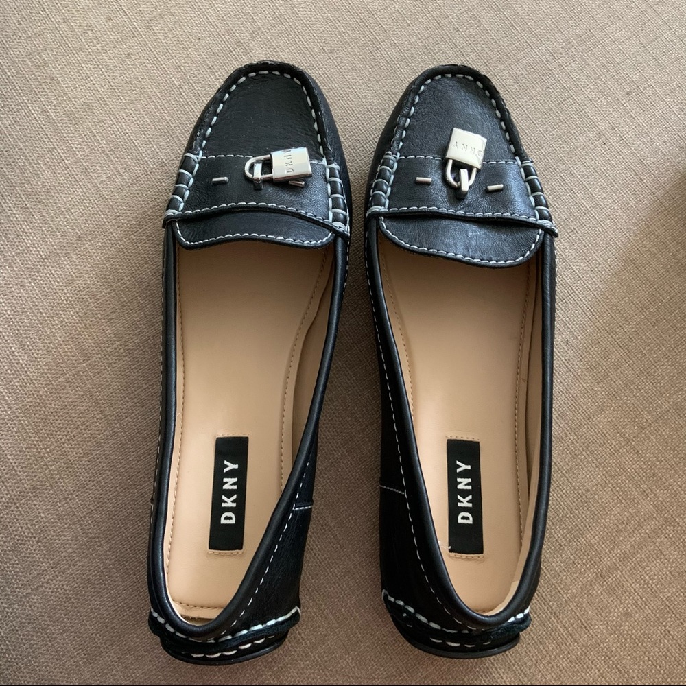 NEW DKNY black Lennon Moccasins Loafer 6.5M